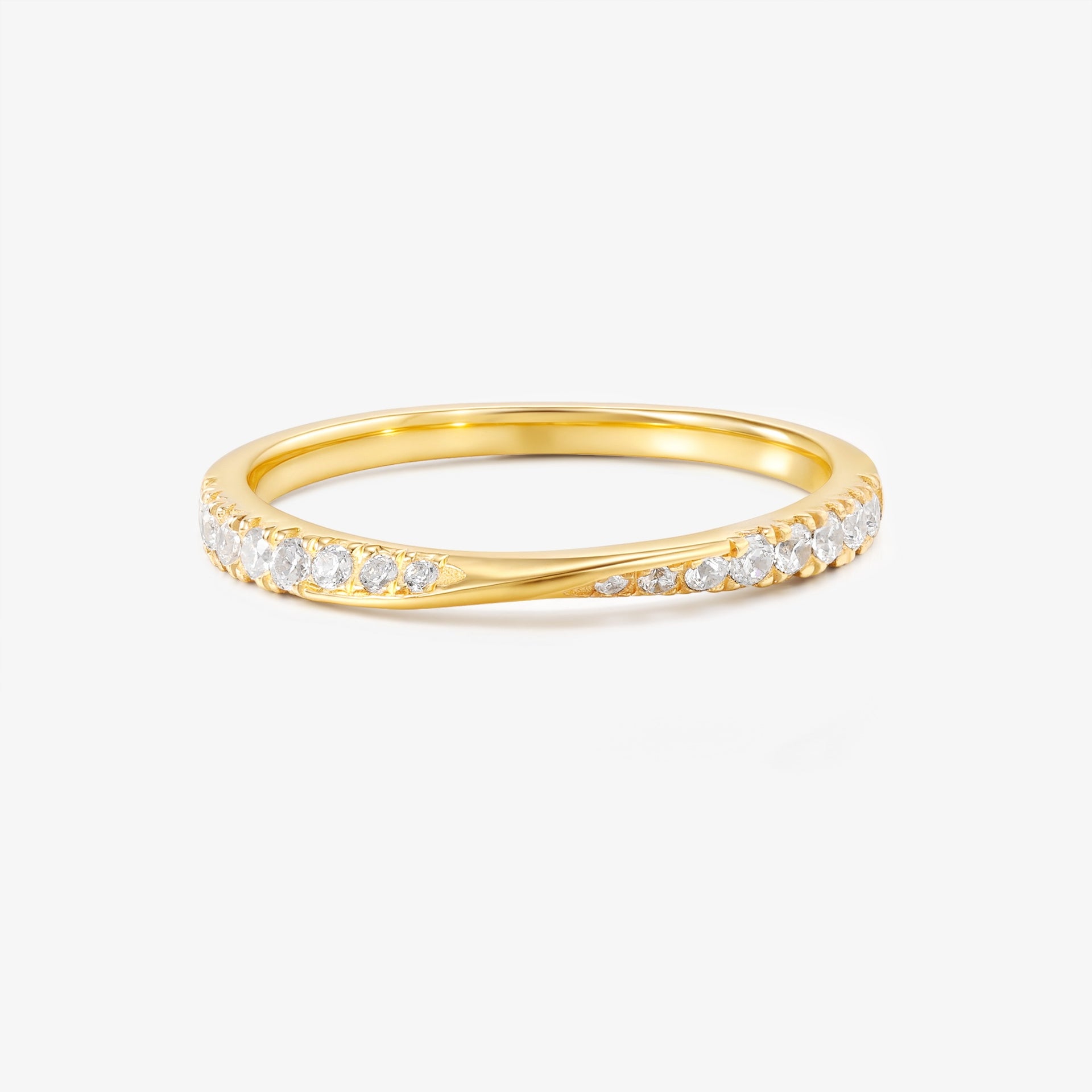 Infinity Ring in 18k Gold with Lab Diamonds (1.6mm)