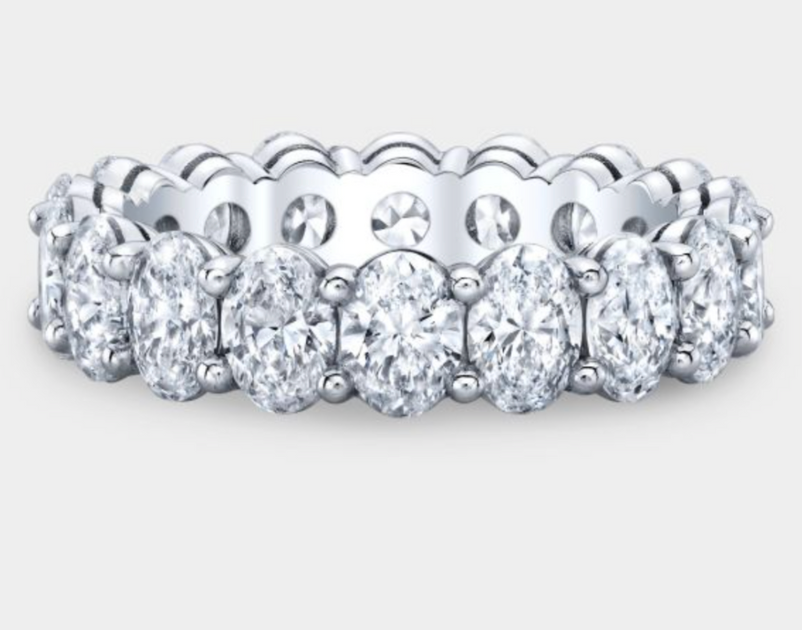 Harper Eternity Band in 18k Gold with a Full Circler of Oval Lab Diamonds (4mm)